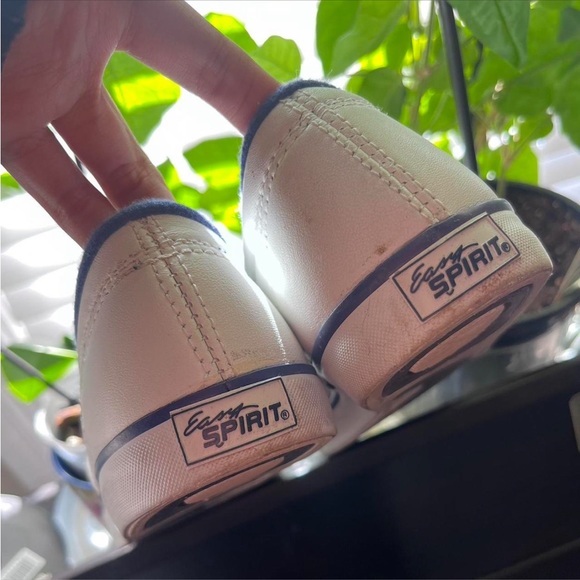 Preserved 1980s Easy Spirit Tennis shoes - Picture 3 of 7